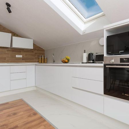Apartment Lungo Mare, Centar Makarska Exterior foto