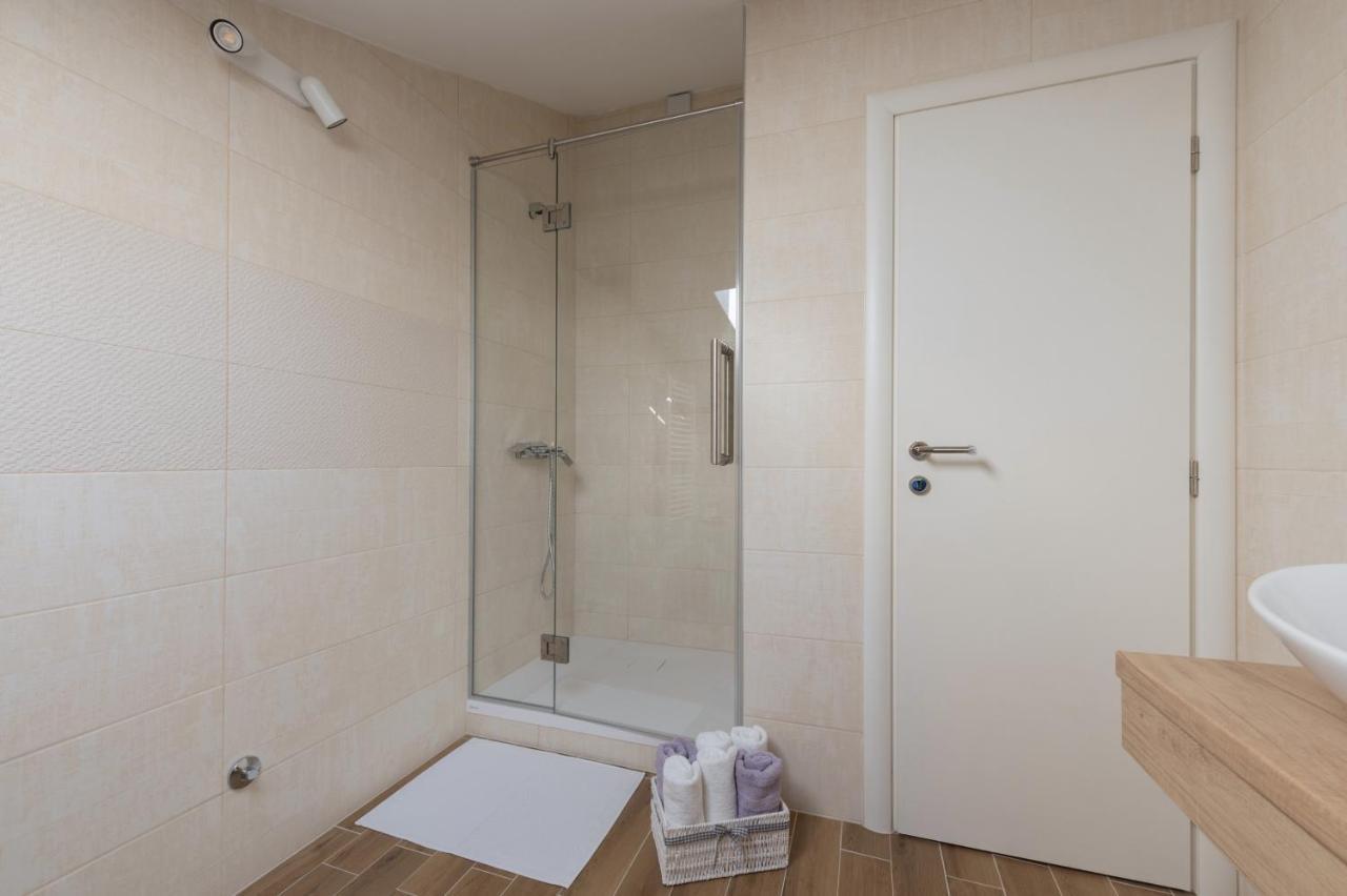 Apartment Lungo Mare, Centar Makarska Exterior foto
